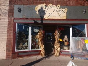 The Knot Haus storefront